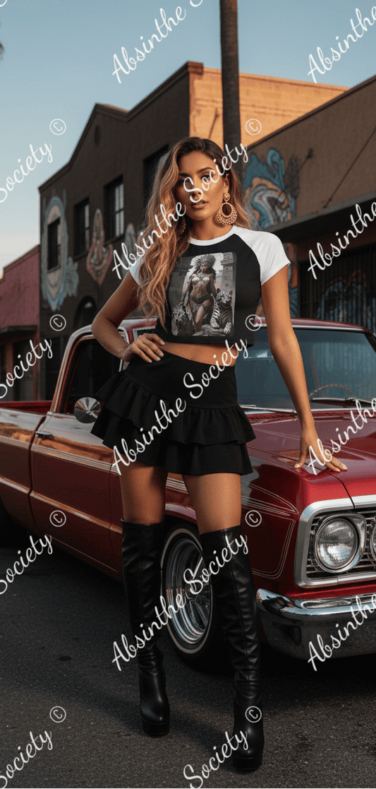 Obsidian Queen - Cropped T-shirt White
